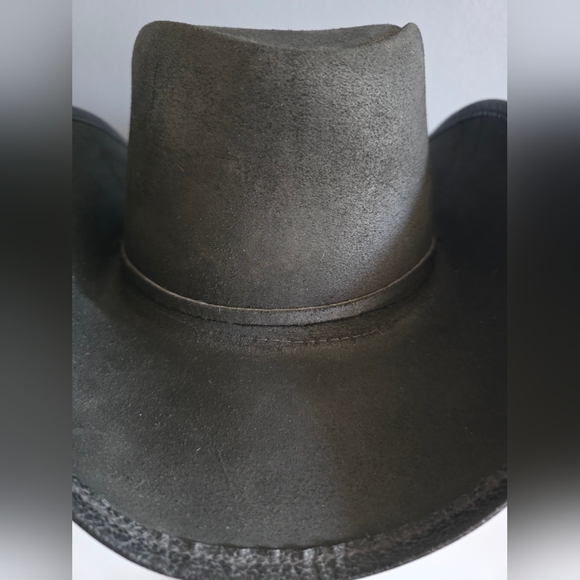 Vintage Winfield Cover Co. Suede Cowboy Hat, Leather Trim, Satin Lining.